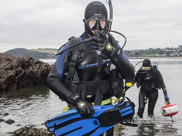 Thumbnail photo for Clarification for divers on new Government rules for groups of six