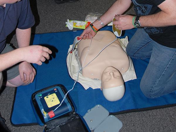 Thumbnail photo for Promoting the awareness and availability of AED