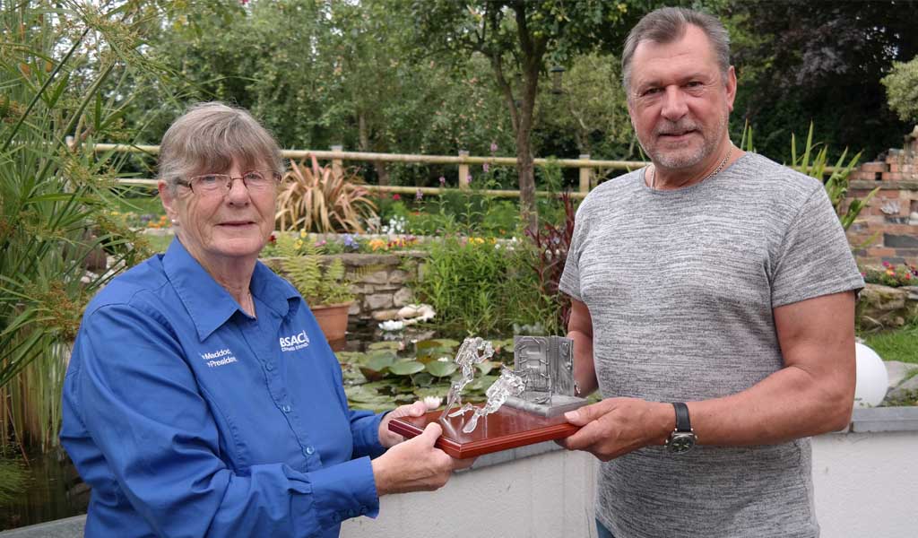 Wreck Award presented to Steve Dover by Jane Maddocks