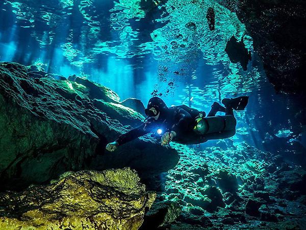 Thumbnail photo for BSAC Sidemount Diver course introduced