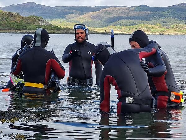 Thumbnail photo for Staying warm for snorkelling in cold water