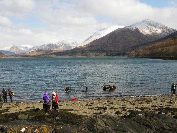 Thumbnail photo for The art of winter scuba diving - simple steps to keep safe