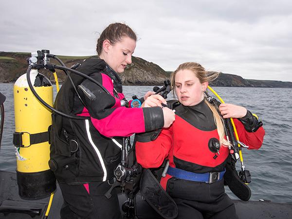 Thumbnail photo for Shopping for new scuba gear? Save with BSAC Kit Partners!