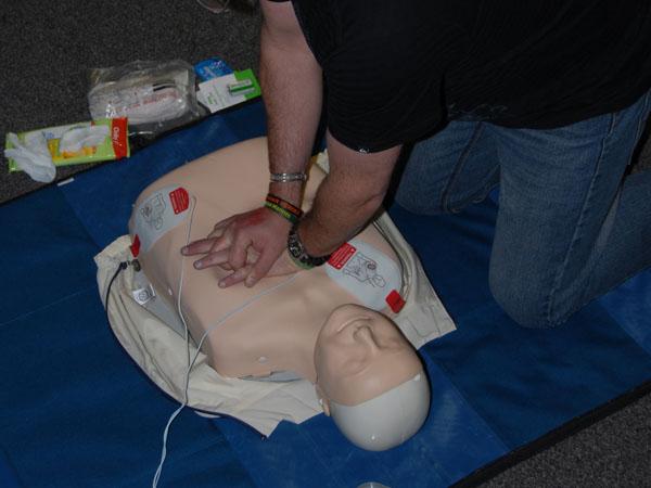 Thumbnail photo for New free online course to raise awareness of AED use