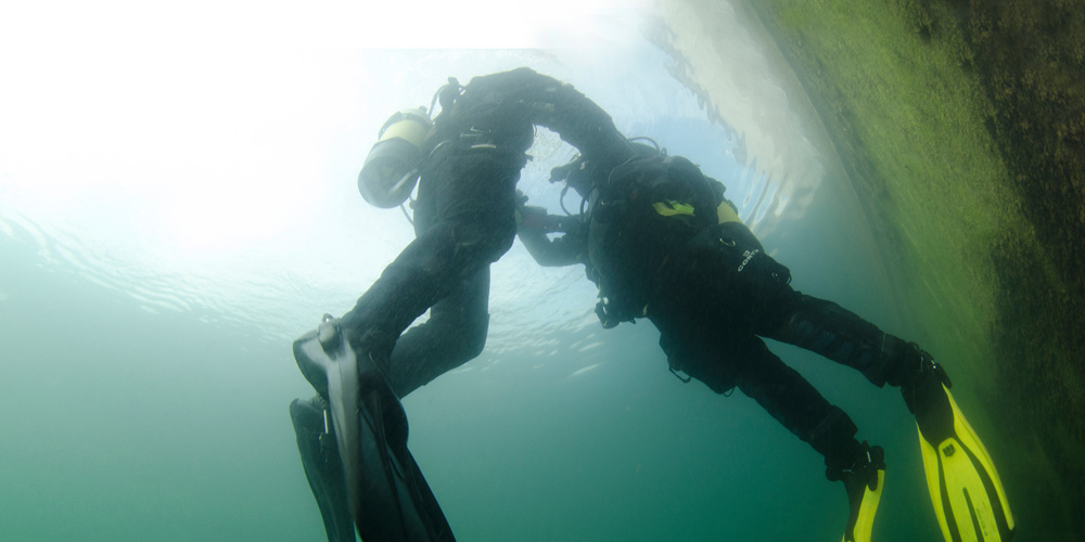 Controlled buoyant lift drills at Stoney Cove