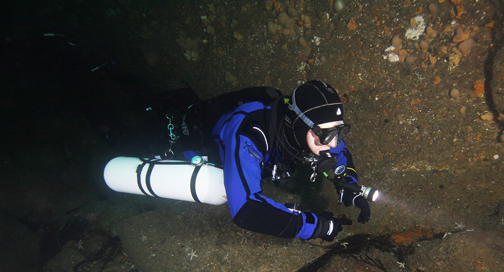 Sidemount Diver
